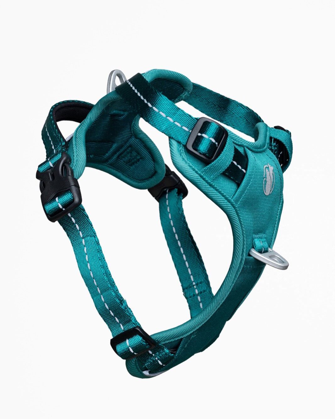 Side profile of the PawSafe Steady+Style harness showing the front D-ring, Duraflex buckles, and triple-layer padded chest panel